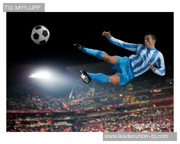 足球大家看：探索足球背后的故事与激情，感受赛场上的每一刻精彩与感动